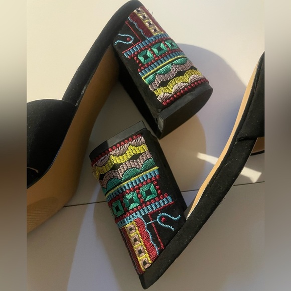 Eloquii Black Mules Size 8 Medium with Decorative Embroidered Block Heels NWOT - Picture 1 of 12